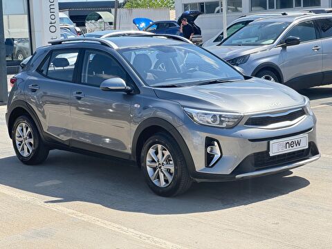 Kia, Stonic, SUV 1.4 MPI Cool Otomatik, Otomatik, Benzin 2. el otomobil | renew Mobile