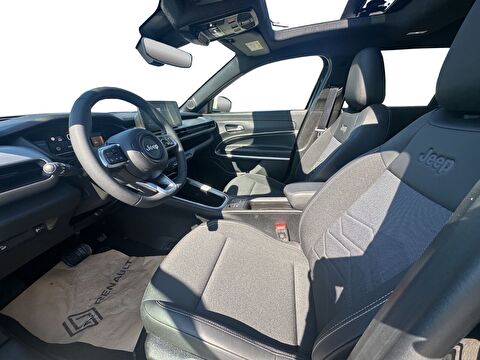 jeep, avenger hybrid, avenger 1.2 mhev summit 4x2, otomatik, benzin 2.el otomobil | renew 13