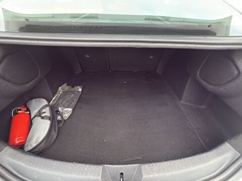 renault, megane, sedan 1.3 tce joy edc, otomatik, benzin 2.el otomobil | renew 10