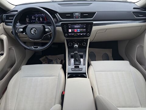 skoda, superb, sedan 1.5 tsı act premium dsg, otomatik, benzin 2.el otomobil | renew 23