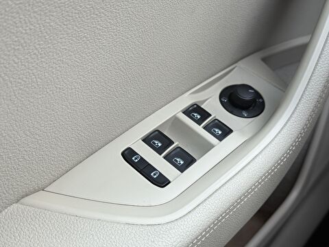 skoda, superb, sedan 1.5 tsı act premium dsg, otomatik, benzin 2.el otomobil | renew 19