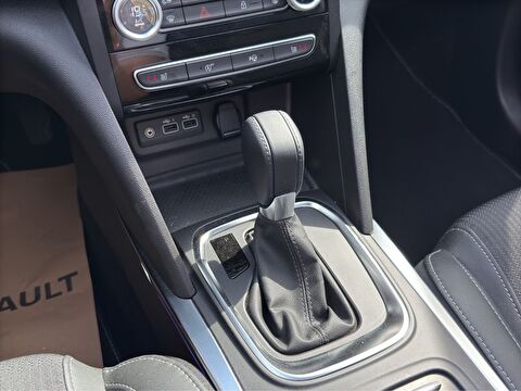 renault, megane, sedan 1.5 bluedci ıcon edc, otomatik, dizel 2.el otomobil | renew 15