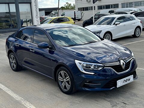 Renault, Megane, Sedan 1.3 TCe Touch EDC, Otomatik, Benzin 2. el otomobil | renew Mobile