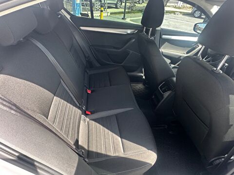skoda, octavia, sedan 1.2 tsı greentec ambition, manuel, benzin 2.el otomobil | renew 11