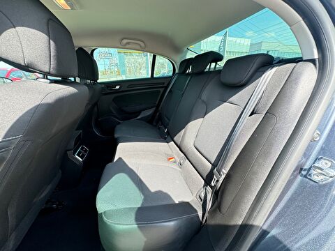 renault, megane, sedan 1.3 tce joy comfort edc, otomatik, benzin 2.el otomobil | renew 6