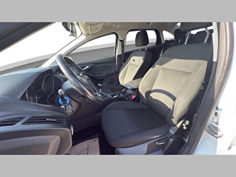 ford, focus, sedan 1.6 tdcı trend x, manuel, dizel 2.el otomobil | renew 14