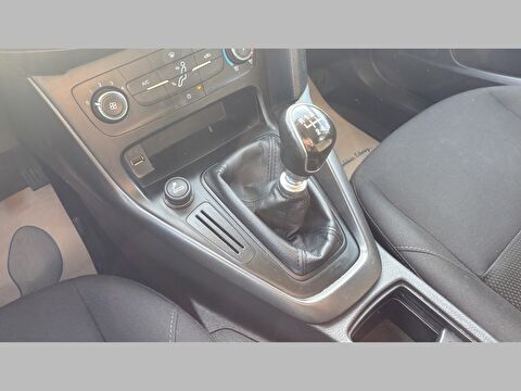 ford, focus, sedan 1.6 tdcı trend x, manuel, dizel 2.el otomobil | renew 17