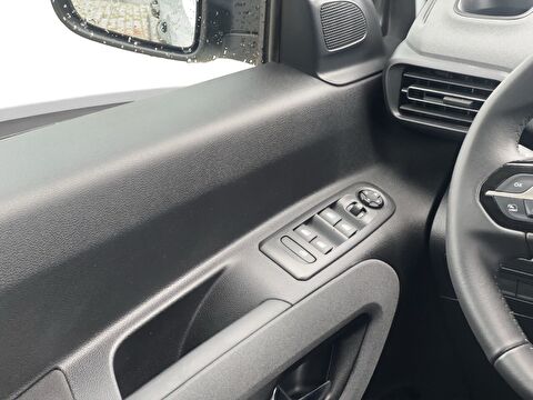 peugeot, rifter, 1.5 bluehdı allure eat8, otomatik, dizel 2.el otomobil | renew 17