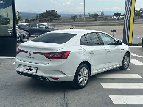 renault, megane, sedan 1.3 tce joy comfort edc, otomatik, benzin 2.el otomobil | renew 5
