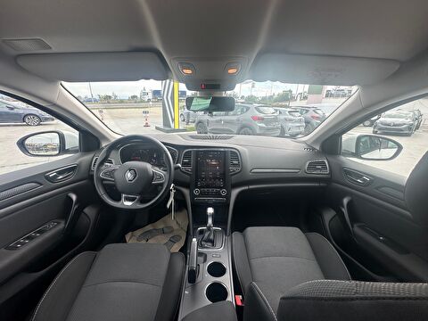 renault, megane, sedan 1.3 tce joy comfort edc, otomatik, benzin 2.el otomobil | renew 8