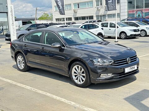 Volkswagen, Passat, Sedan 1.5 TSI ACT Business DSG, Otomatik, Benzin 2. el otomobil | renew Mobile