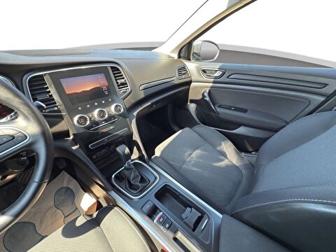 renault, megane, sedan 1.3 tce touch edc, otomatik, benzin 2.el otomobil | renew 11
