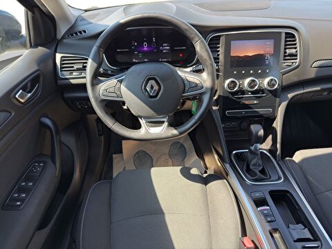 renault, megane, sedan 1.3 tce touch edc, otomatik, benzin 2.el otomobil | renew 16