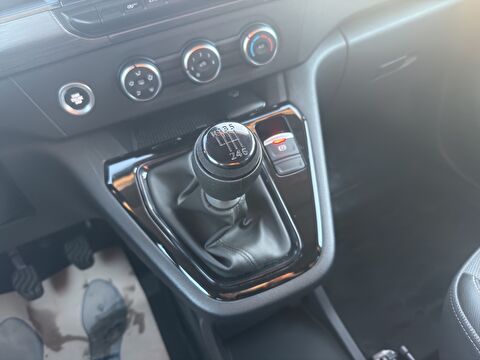 renault, kangoo, van 1.5 bluedcı l2 equilibre, manuel, dizel 2.el otomobil | renew 16