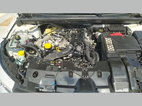 renault, megane, sedan 1.3 tce touch edc, otomatik, benzin 2.el otomobil | renew 26
