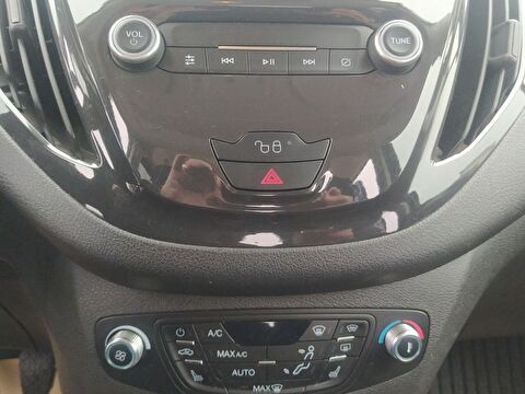 ford, tourneo courier, 1.5 tdcı titanium, manuel, dizel 2.el otomobil | renew 15