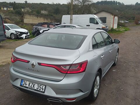 renault, megane, sedan 1.3 tce touch edc, otomatik, benzin 2.el otomobil | renew 23