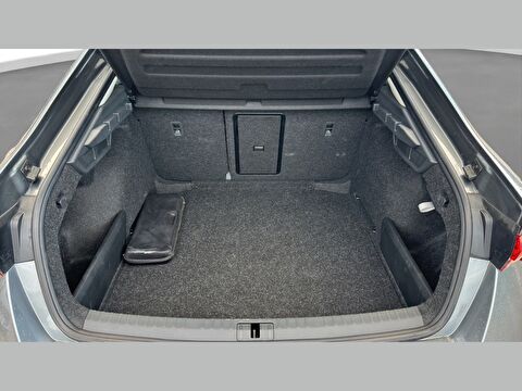 skoda, octavia, sedan 1.5 tsı mhev premium dsg, otomatik, mhev 2.el otomobil | renew 21