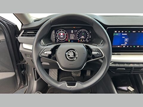 skoda, octavia, sedan 1.5 tsı mhev premium dsg, otomatik, mhev 2.el otomobil | renew 15