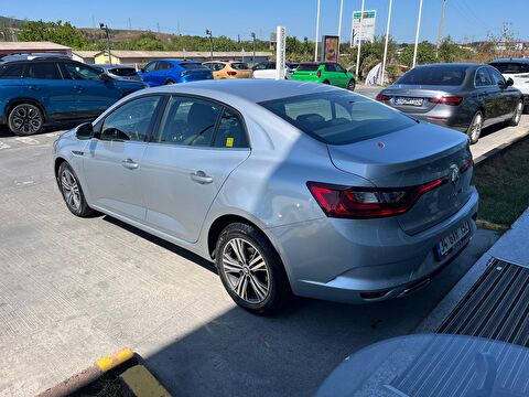 renault, megane, sedan 1.3 tce touch edc, otomatik, benzin 2.el otomobil | renew 12