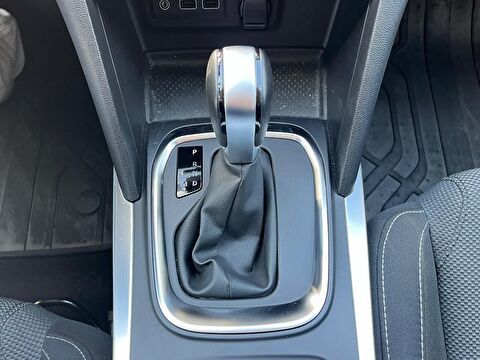 renault, megane, sedan 1.3 tce touch edc, otomatik, benzin 2.el otomobil | renew 17