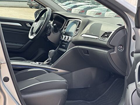 renault, megane, sedan 1.3 tce ıcon edc, otomatik, benzin 2.el otomobil | renew 20