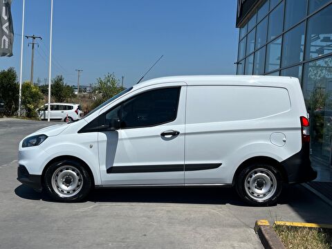 Ford, Transit Courier, Van 1.5 TDCI Trend, Manuel, Dizel 2. el otomobil | renew Mobile