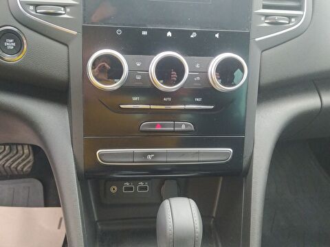 renault, megane, sedan 1.3 tce ıcon edc, otomatik, benzin 2.el otomobil | renew 14