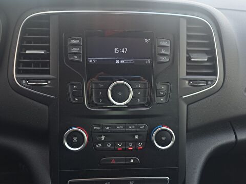 renault, megane, sedan 1.3 tce joy comfort, manuel, benzin 2.el otomobil | renew 8