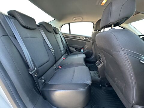 renault, megane, sedan 1.3 tce joy edc, otomatik, benzin 2.el otomobil | renew 17