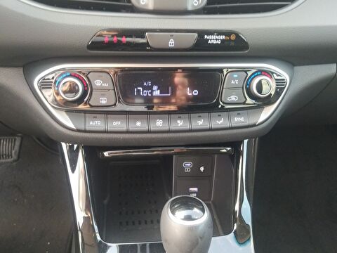 hyundai, i30, 1.5 t-gdı mhev prime dct, otomatik, benzin 2.el otomobil | renew 8
