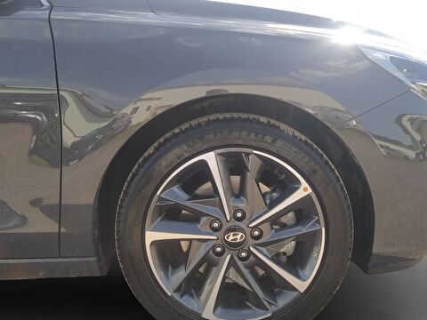 hyundai, i30, 1.5 t-gdı mhev prime dct, otomatik, benzin 2.el otomobil | renew 22