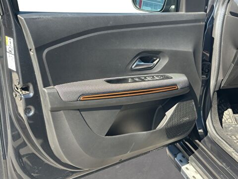 dacia, sandero, 1.0 turbo prestige x-tronic, otomatik, benzin 2.el otomobil | renew 17