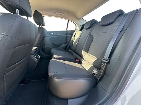 renault, megane, sedan 1.3 tce touch edc, otomatik, benzin 2.el otomobil | renew 18