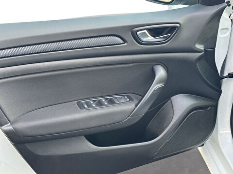 renault, megane, sedan 1.3 tce touch edc, otomatik, benzin 2.el otomobil | renew 20