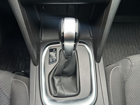 renault, megane, sedan 1.3 tce joy comfort edc, otomatik, benzin 2.el otomobil | renew 18