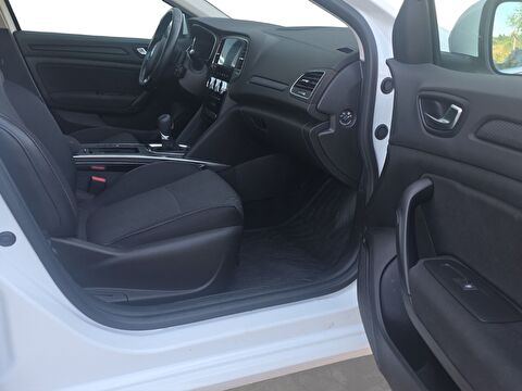 renault, megane, sedan 1.3 tce touch edc, otomatik, benzin 2.el otomobil | renew 15