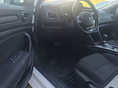 renault, megane, sedan 1.3 tce touch edc, otomatik, benzin 2.el otomobil | renew 16