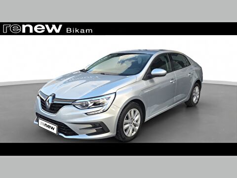 Sedan 1.3 TCe Touch EDC, 2. el otomobil | renew