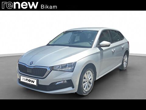 1.0 TSI Premium DSG, 2. el otomobil | renew