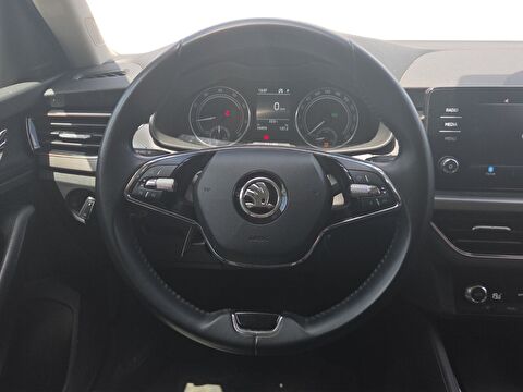 skoda, scala, 1.0 tsı premium dsg, otomatik, benzin 2.el otomobil | renew 18