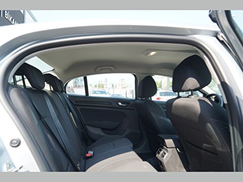 renault, megane, sedan 1.3 tce touch edc, otomatik, benzin 2.el otomobil | renew 14