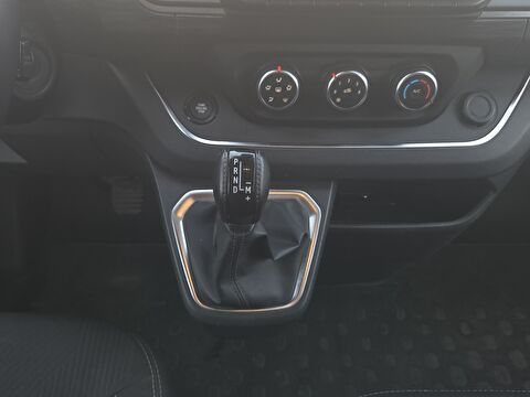 renault, trafic, multix 2.0 dcı 6m3 grand confort edc, otomatik, dizel 2.el otomobil | renew 16