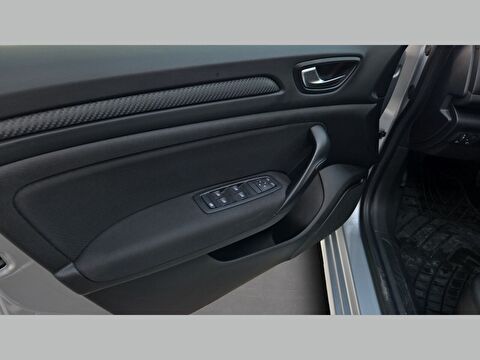 renault, megane, sedan 1.3 tce touch edc, otomatik, benzin 2.el otomobil | renew 17