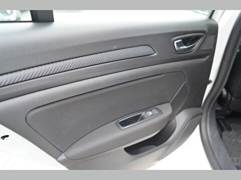 renault, megane, sedan 1.3 tce touch edc, otomatik, benzin 2.el otomobil | renew 9