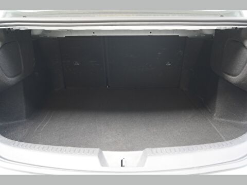 renault, megane, sedan 1.3 tce touch edc, otomatik, benzin 2.el otomobil | renew 14