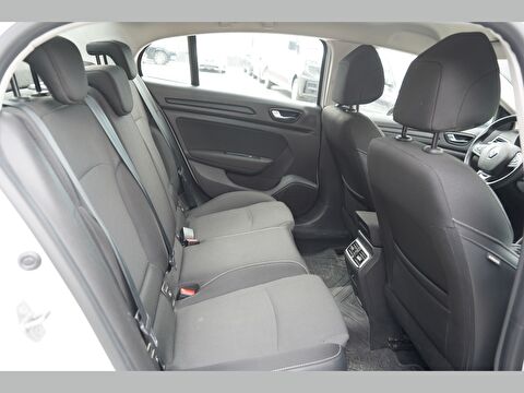 renault, megane, sedan 1.3 tce touch edc, otomatik, benzin 2.el otomobil | renew 17