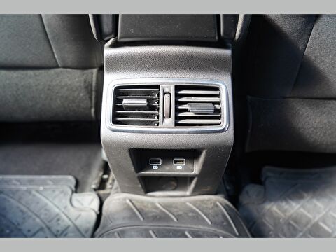 renault, megane, sedan 1.3 tce touch edc, otomatik, benzin 2.el otomobil | renew 18