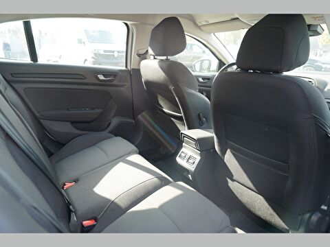 renault, megane, sedan 1.3 tce touch edc, otomatik, benzin 2.el otomobil | renew 16