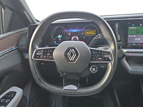 renault, megane e-tech, crossover ev60 ıconic otomatik, otomatik, elektrik 2.el otomobil | renew 15